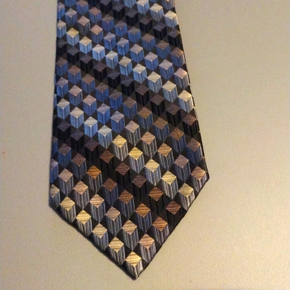 *4/$20 Bundle Deal Closet Cleanout Sale* Geoffrey Beene Silk Tie